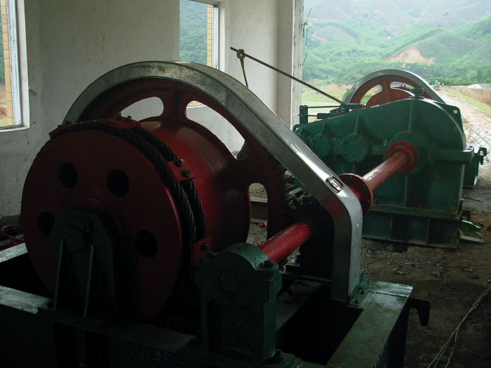 弧門專用啟閉機(jī)