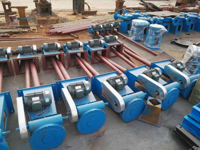 QL型暗桿式螺桿啟閉機(jī) QL型暗桿式螺桿啟閉機(jī)