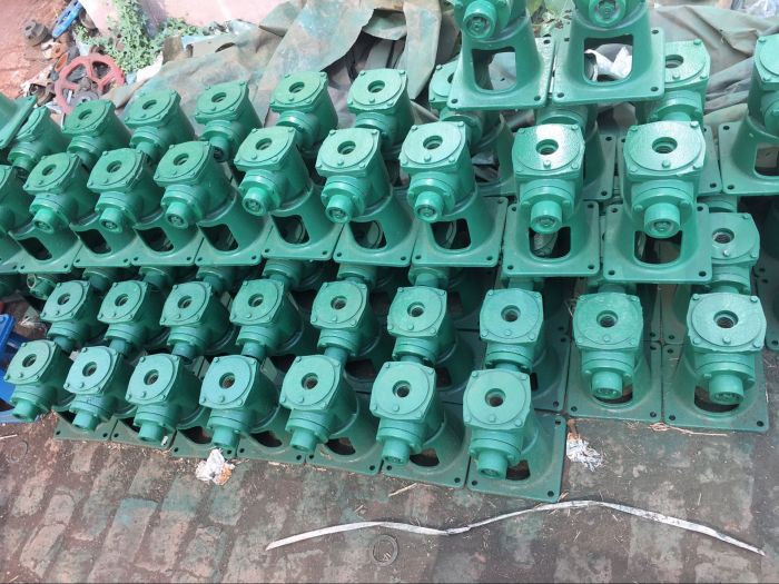 QLC側(cè)搖式啟閉機 QLC側(cè)搖式啟閉機