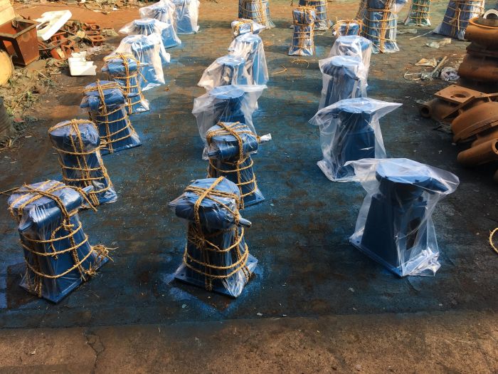 QL型手搖式螺桿啟閉機(jī)