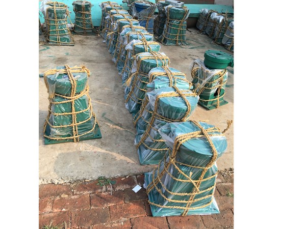 QL型手搖式螺桿啟閉機(jī)